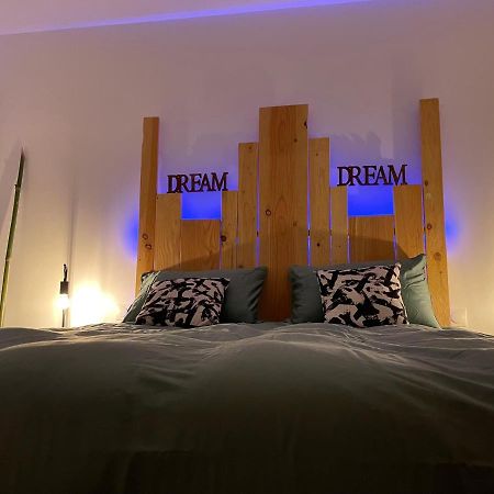 Reve De Panda Avec Sauna Et Jacuzzi Privatif Abrest Zewnętrze zdjęcie