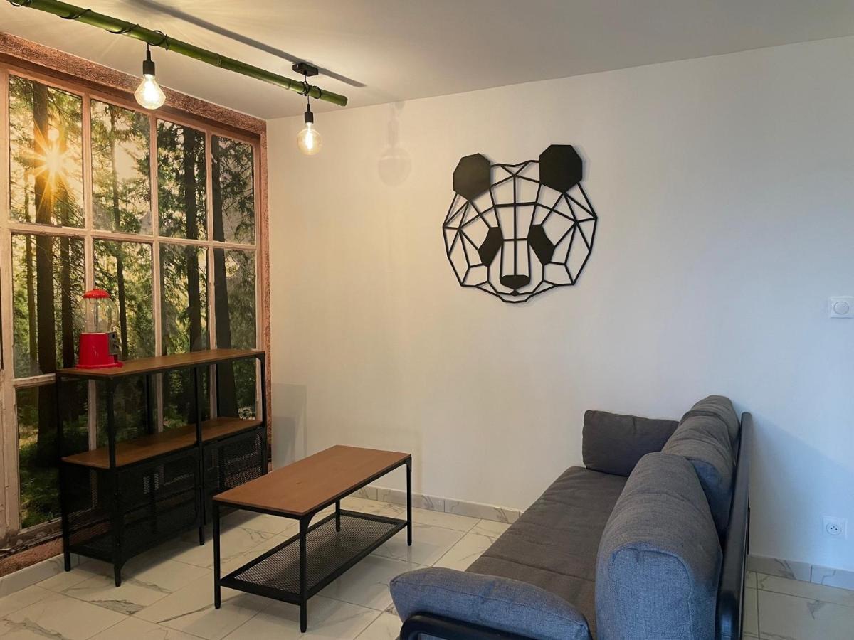 Reve De Panda Avec Sauna Et Jacuzzi Privatif Abrest Zewnętrze zdjęcie